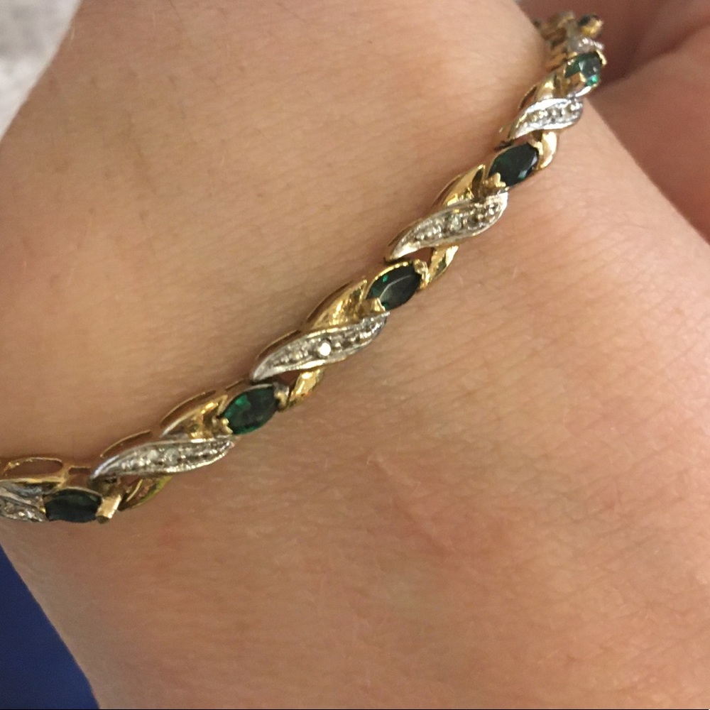*10K Diamond Marquise Emerald Tennis Bracelet - Picture 8 of 8
